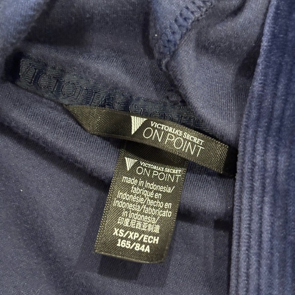 Victoria Secret Cropped Hoodie - Picture 3 of 3